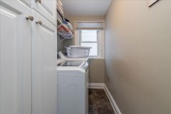 14-Laundry-Room