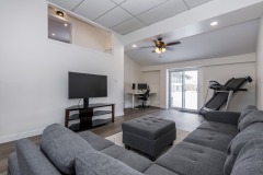 15-Family-Room
