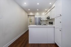 08-Kitchen