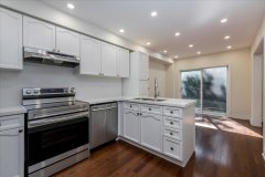 10-Kitchen