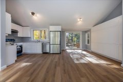 09-Dining-Room-_-Kitchen