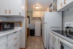 9268-Georgian-Bay-Shore-10-Kitchen