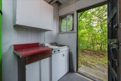 9268-Georgian-Bay-Shore-28-Inside-Bunkie