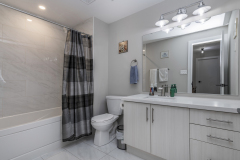 16-Bathroom