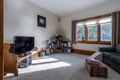 06-Living-Room