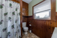14-Bathroom