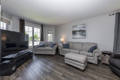 04-Living-Room