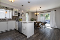 08-Kitchen
